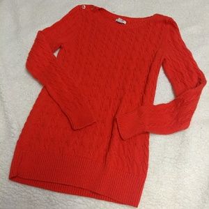 Old navy sweater